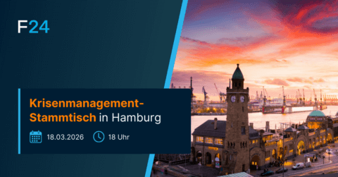 A promotional graphic for the event "Krisenmanagement-Stammtisch in Hamburg" on 18.03.2026 at 18 Uhr, featuring a sunset view of Hamburg harbor. Hinweis: Webinar PwC Deutschland & F24: Krisenfestes Krankenhaus! Jetzt anmelden!.