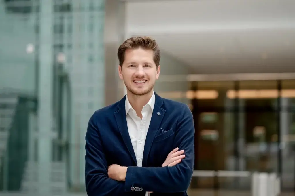 Simon Stoll, F24